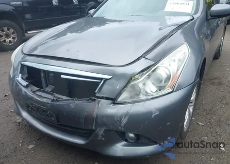 2013 Infiniti G37 Journey z USA, uszkodzony, nr VIN JN1CV6APXDM718993